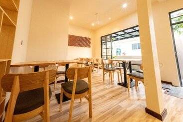 تختخواب و صبحانه The Bilimbi Guesthouse & Inn