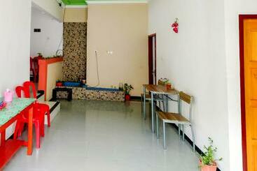 Reddoorz @ Makarios Hotel Poso