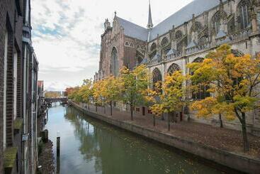 تختخواب و صبحانه Voorstraat Straatzicht Boven