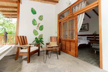 בית מלון כפרי Villa Lu Amazon Ecolodge