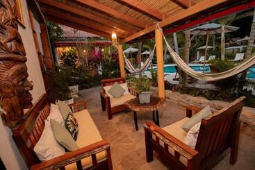 בית מלון כפרי Villa Lu Amazon Ecolodge