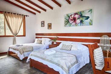 هتل Villa Lu Amazon Ecolodge