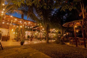 בית מלון כפרי Villa Lu Amazon Ecolodge