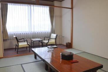 هتل Senganishi Onsen Yumoto Azumakan