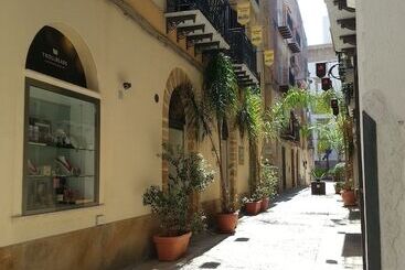 تختخواب و صبحانه Garibaldi Relais
