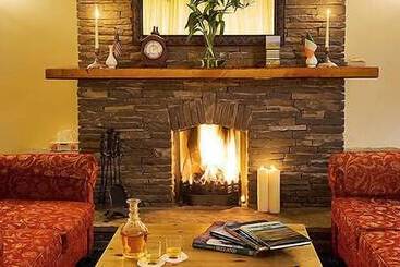 تختخواب و صبحانه Lehinch Lodge
