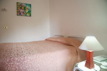 تختخواب و صبحانه Villa Angela Scenic Valley