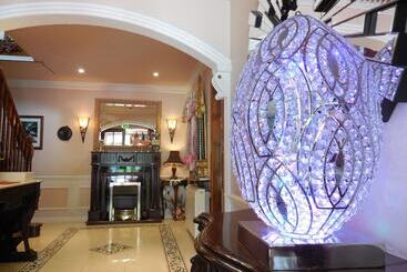 Crystal Springs B&b