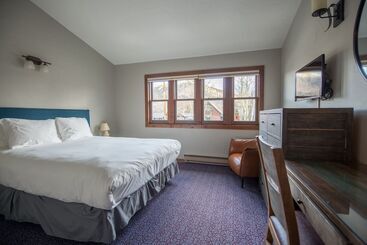 Elk Mountain Lodge