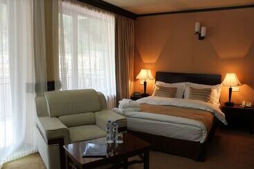 Best Western Plus Paradise Hotel Dilijan