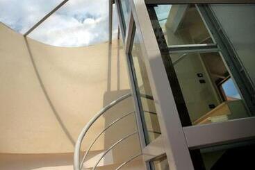 هتل Corte San Luca Apartments