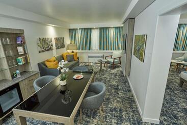 هتل Garden Court Mthatha