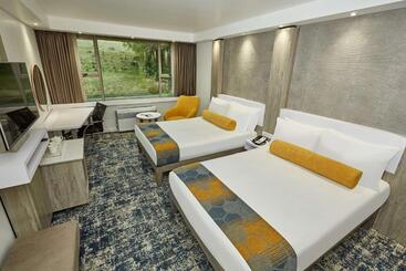 هتل Garden Court Mthatha
