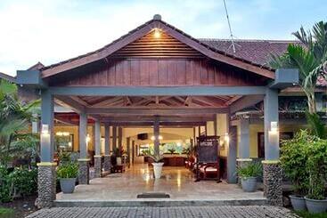 هتل Margo Utomo Eco Resort