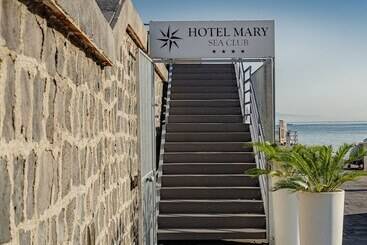 هتل Mary