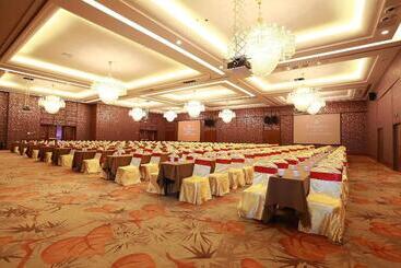 هتل Ramada Longyan