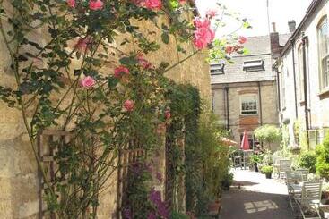 هتل The Ormond At Tetbury