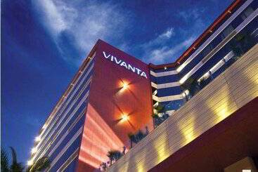 هتل Vivanta Hyderabad Begumpet