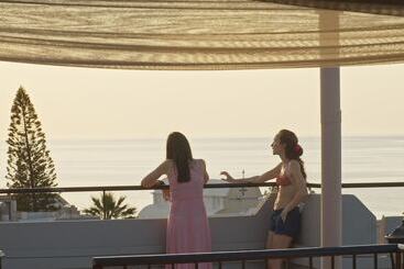 Waterlily Hotel Apartments