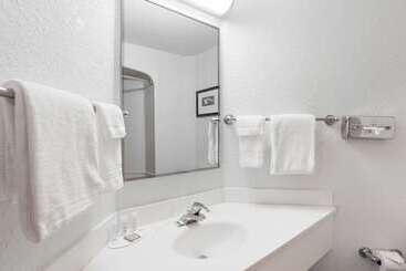 مُتل Super 8 By Wyndham Sault Ste. Marie