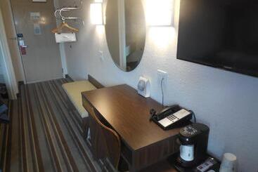 مُتل Super 8 By Wyndham Sault Ste. Marie
