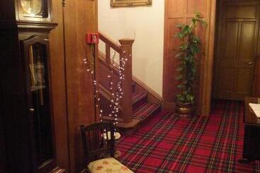 پانسیون Inverlea Guest House