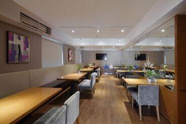 اقامتگاه Fietser International Apart