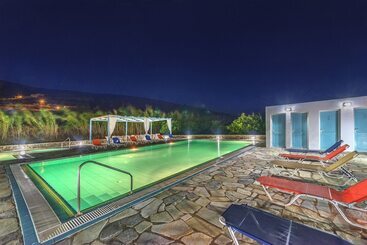 Smaragdi Hotel Apartments