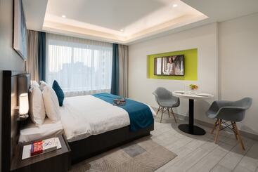 هتل آپارتمان Citadines Al Ghubrah Muscat