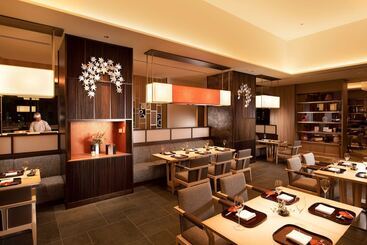 هتل Hilton Hiroshima