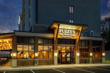 هتل Hilton Garden Inn Jeffersonville Louisville North