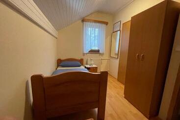 پانسیون Kegljišče Visole Apartmaji In Sobe