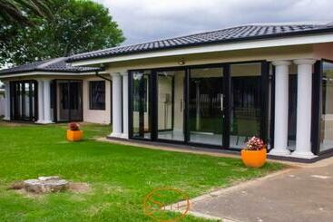 膳宿费 Slee Guest House
