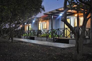 هتل Raghunandan Resort