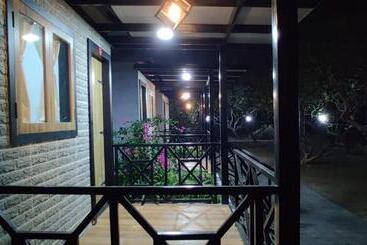 هتل Raghunandan Resort