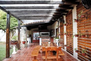 هتل El Nogal Casa