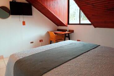 Trebol Amarillo Bed & Breakfast