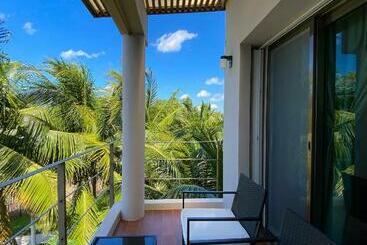 هتل Maia Suites Cozumel