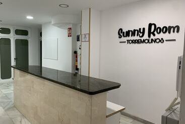 پانسیون Sunny Room