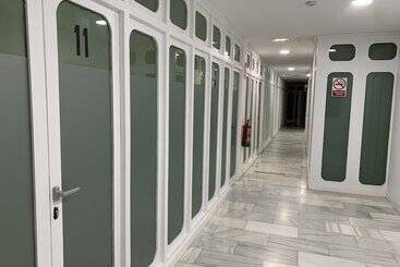 پانسیون Sunny Room