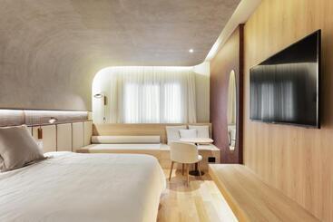 Qoya Hotel Curitiba, Curio Collection By Hilton
