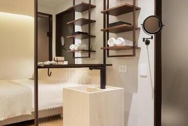 Qoya Hotel Curitiba, Curio Collection By Hilton