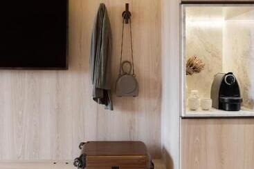 Qoya Hotel Curitiba, Curio Collection By Hilton