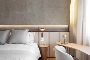 Qoya Hotel Curitiba, Curio Collection By Hilton