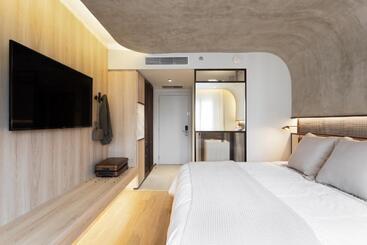 Qoya Hotel Curitiba, Curio Collection By Hilton