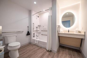 هتل Towneplace Suites By Marriott Las Vegas North I15