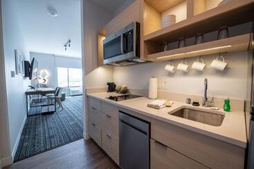 هتل Towneplace Suites By Marriott Las Vegas North I15