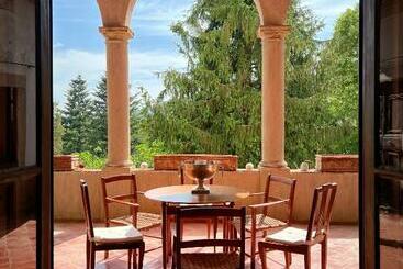 هتل Villa Sardi Small Luxury Boutique