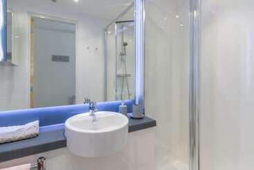 هاستل Modern Ensuite Rooms   Sheffield   Campus Accommodation