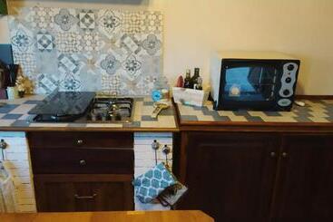 پانسیون Room In Casa Castiglia A Woodhouse With Beautiful View Close Madonie Park